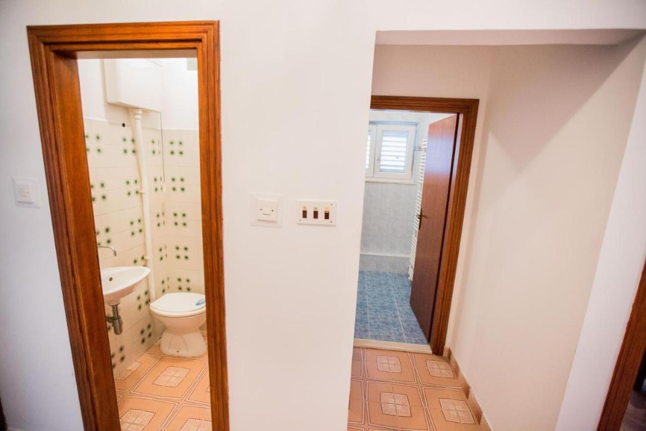 פודסטראנה Apartmani M&S מראה חיצוני תמונה