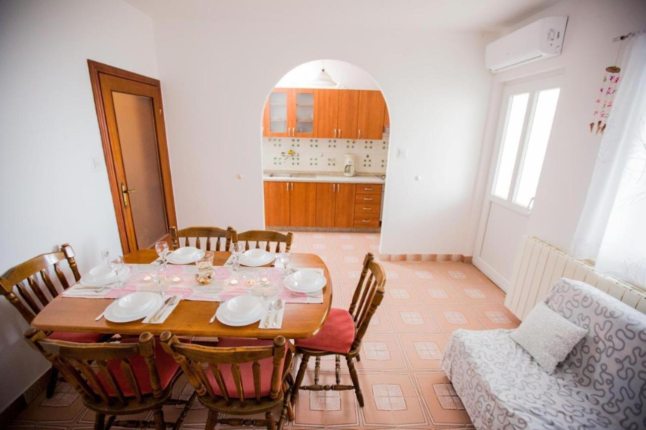פודסטראנה Apartmani M&S מראה חיצוני תמונה