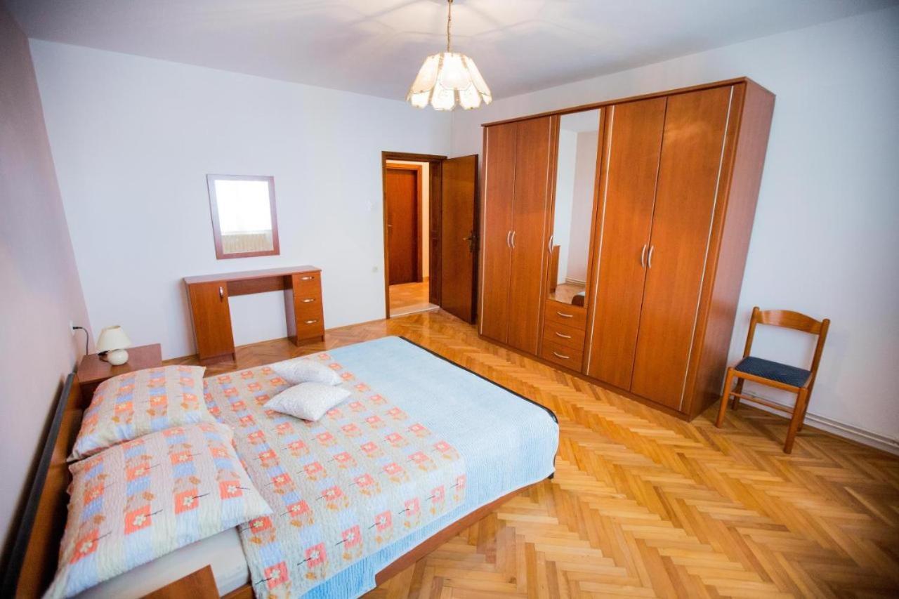 פודסטראנה Apartmani M&S מראה חיצוני תמונה